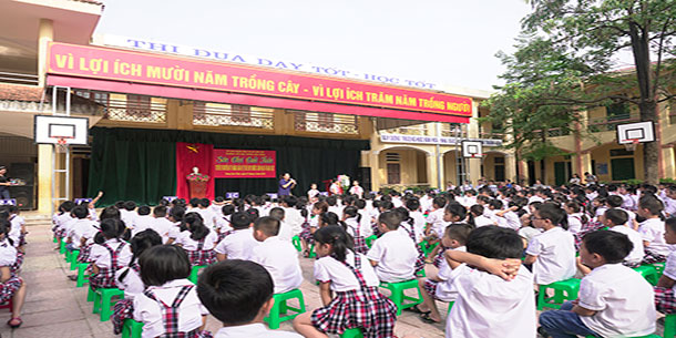 CLB Kỹ năng Thanh niên Hà Nội tổ chức chương trình Sân chơi cuối tuần tại Trường tiểu học Trung Sơn Trầm.