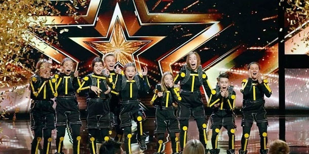 America's Got Talent: Nổi da gà với Nhóm nhảy điện tử nhí đến từ Ukraine