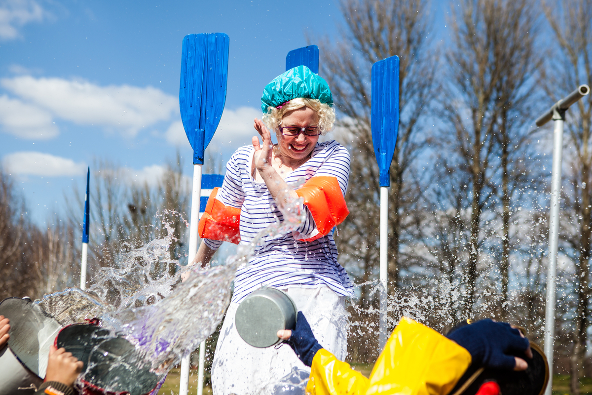 Ở mỗi nước, mỗi nền văn hóa khác nhau lại có phong tục đón tết khác nhau. Hãy cùng Ticketgo.vn khám phá các quốc gia châu Âu tiêu biểu để xem phong tục đón Tết dương lịch độc đáo của họ khác nhau như nào nhé.