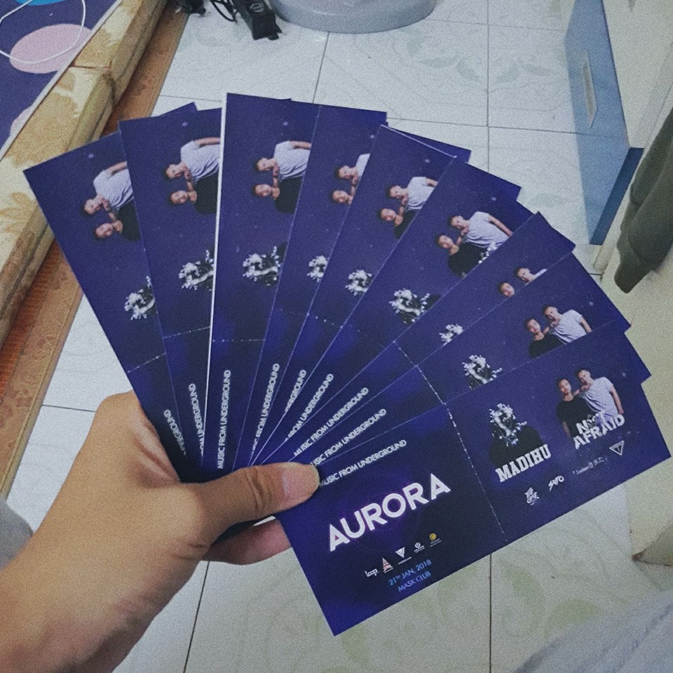 AURORA - Music From Underground - The Cake