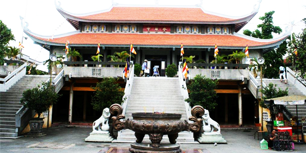 6 ngôi Chùa linh thiêng để đi cầu may đầu năm tại Sài Gòn