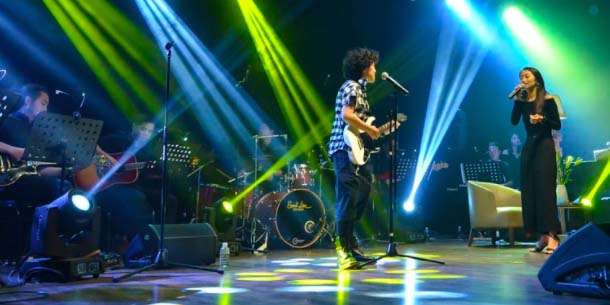 Ngỡ ngàng trước sự xuất hiện của Tiên Tiên trong concert "TRANG: BÀI HÁT CHO NHAU"