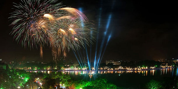 Hà Nội sẽ bắn pháo hoa tại 30 điểm đêm giao thừa Tết Canh Tý