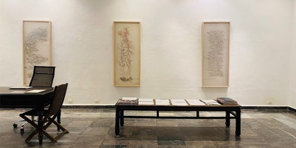 Triển lãm: Sự sống bình thường