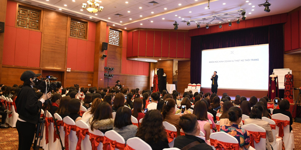 Khoá Học Kinh Doanh & Thiết Kế Thời Trang - 2 Ngày Hà Nội