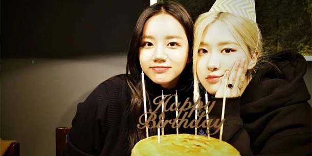 Tình bạn của Rosé (BLACKPINK) và Hyeri (GIRL'S DAY) khiến netizen không khỏi xúc động