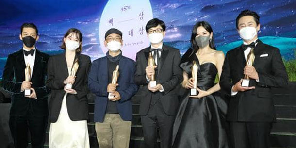 Tổng kết kết quả 'Baeksang 2021': Kim So Yeon thắng lớn, Joong Ki - Soo Hyun, Jun Ki tay trắng ra về