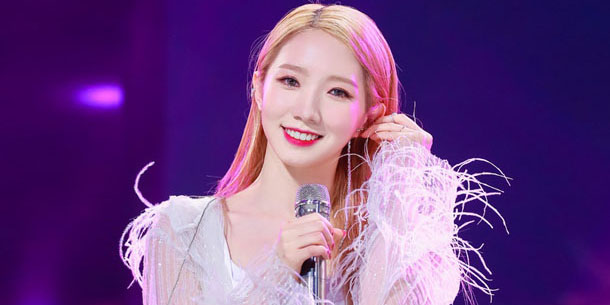 Profile chi tiết về Mạnh Mỹ Kỳ - Center Rocket Girls 101 (Hỏa Tiễn Thiếu Nữ 101)