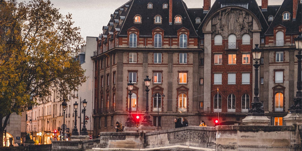 Chiếu phim điện ảnh miễn phí - Les Amants Du Pont - Neuf - Đôi Tình Nhân Trên Cầu Pont - Neuf, Paris