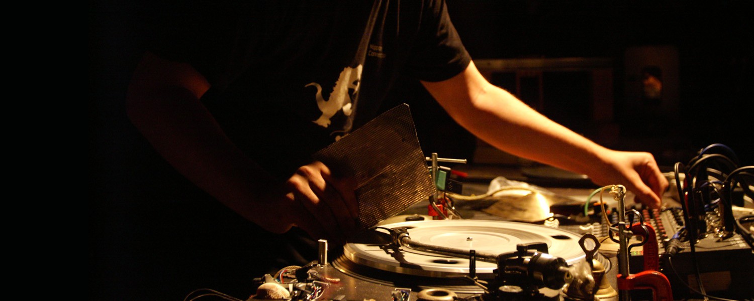 BERLIN-HÀ NỘI: WORKSHOP ÂM NHẠC ĐIỆN TỬ VÀ TRÌNH DIỄN