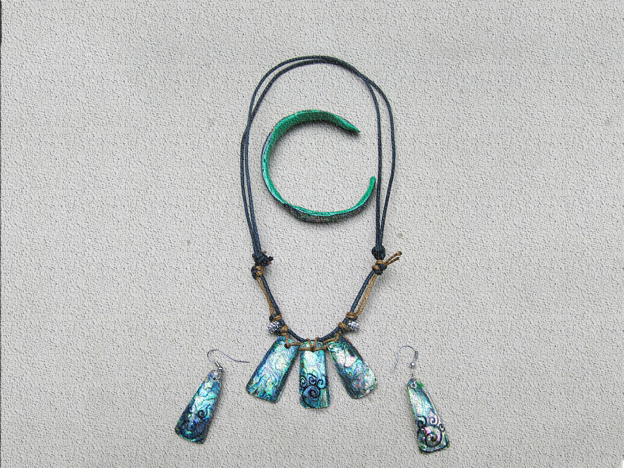 Workshop Làm trang sức bằng khảm trai