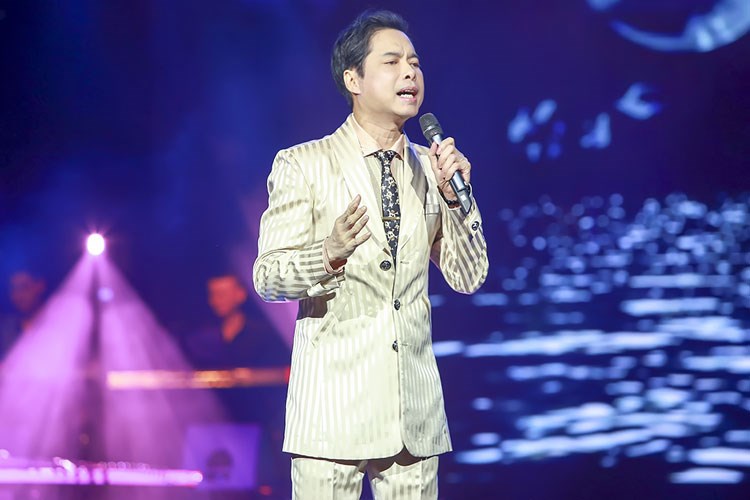 Minishow Ngọc Sơn: Tiền